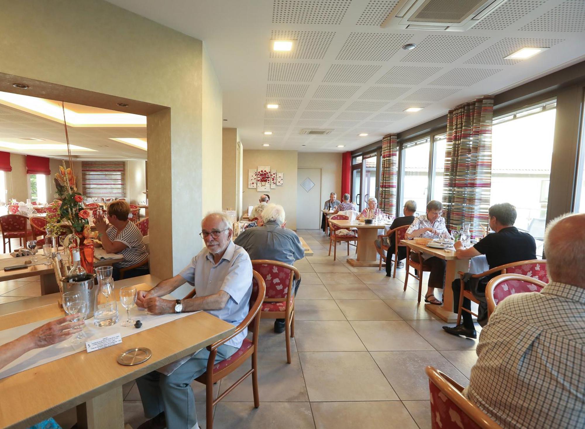 Hotel Spa Restaurant Le Provence Lanarce Esterno foto
