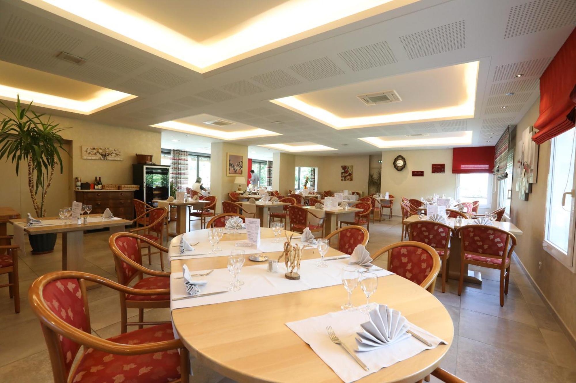 Hotel Spa Restaurant Le Provence Lanarce Esterno foto
