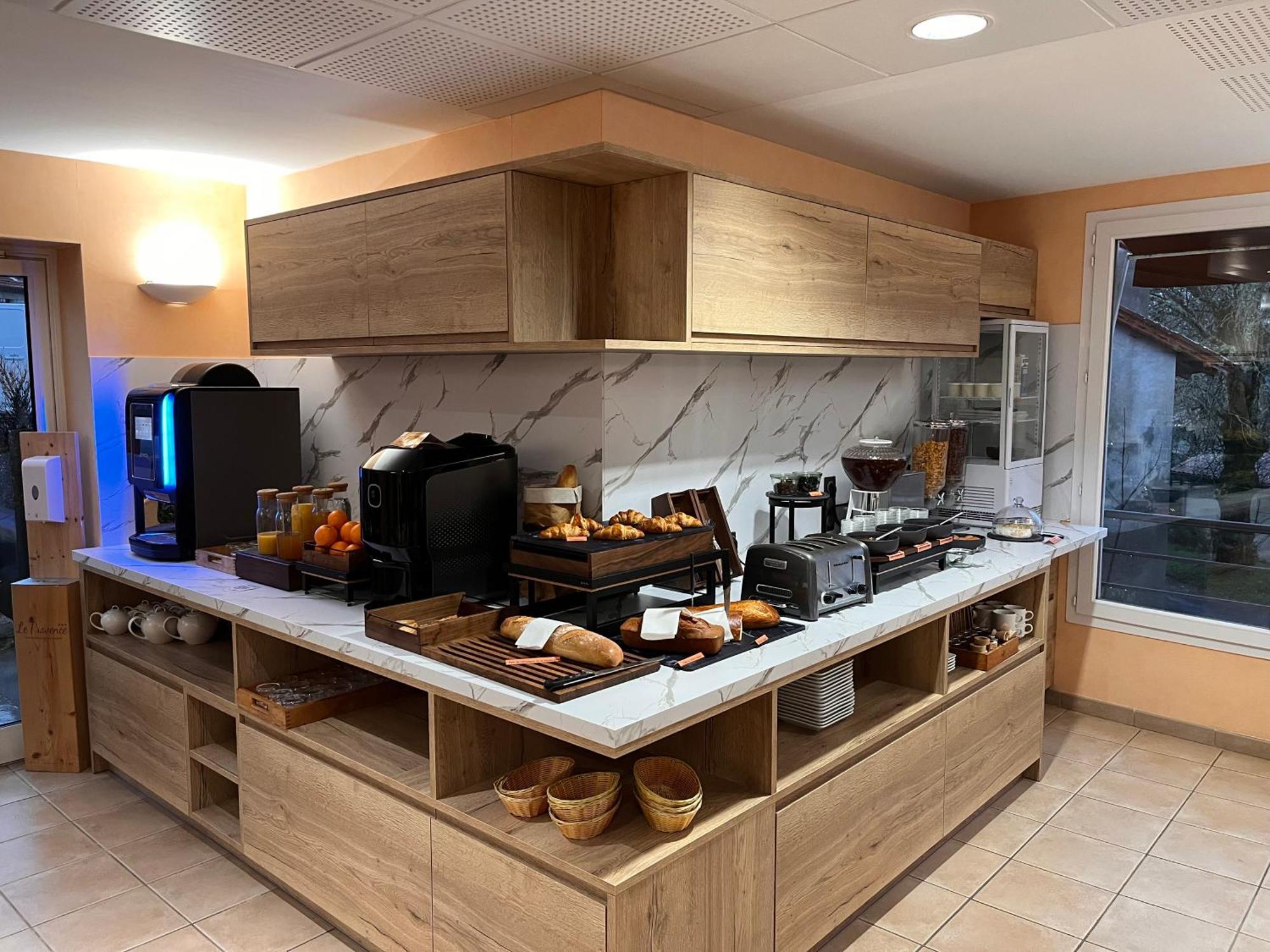 Hotel Spa Restaurant Le Provence Lanarce Esterno foto